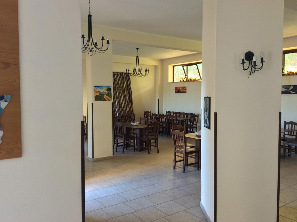Agriturismo Villa Orchidea Ali Terme Luaran gambar