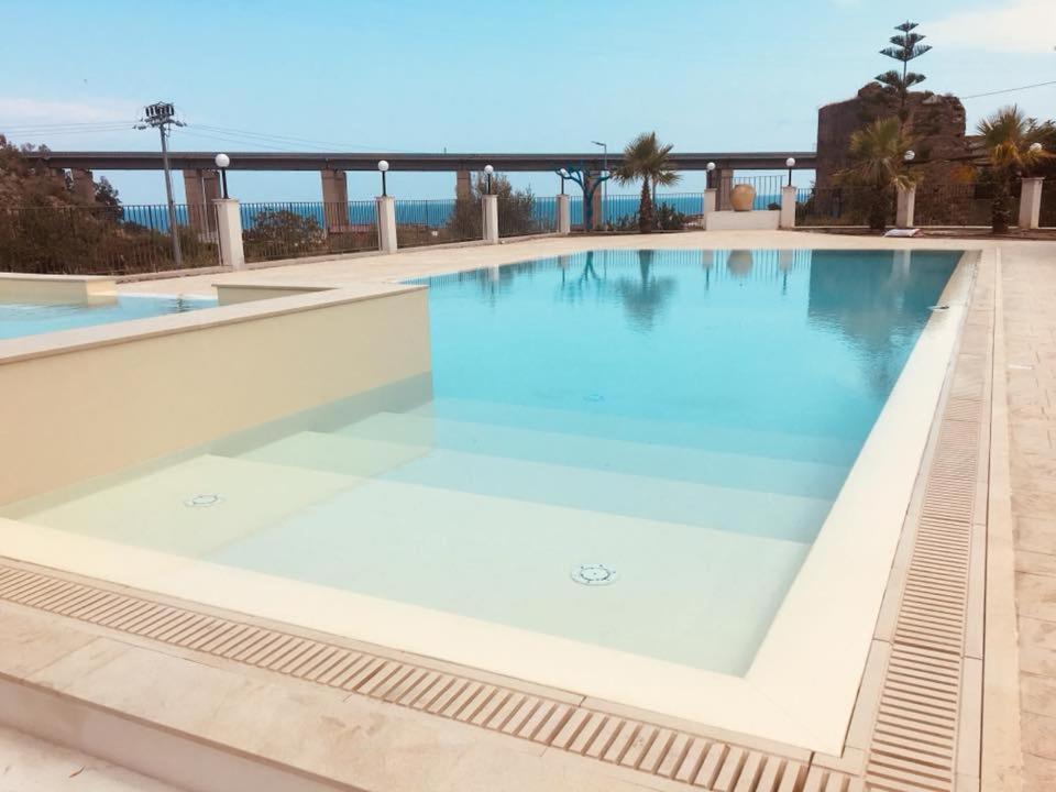 Agriturismo Villa Orchidea Ali Terme Luaran gambar
